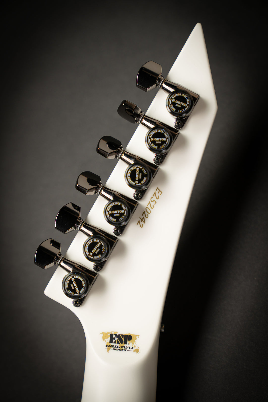 Custom Shop M-II CTM FR-E White (E2520242)