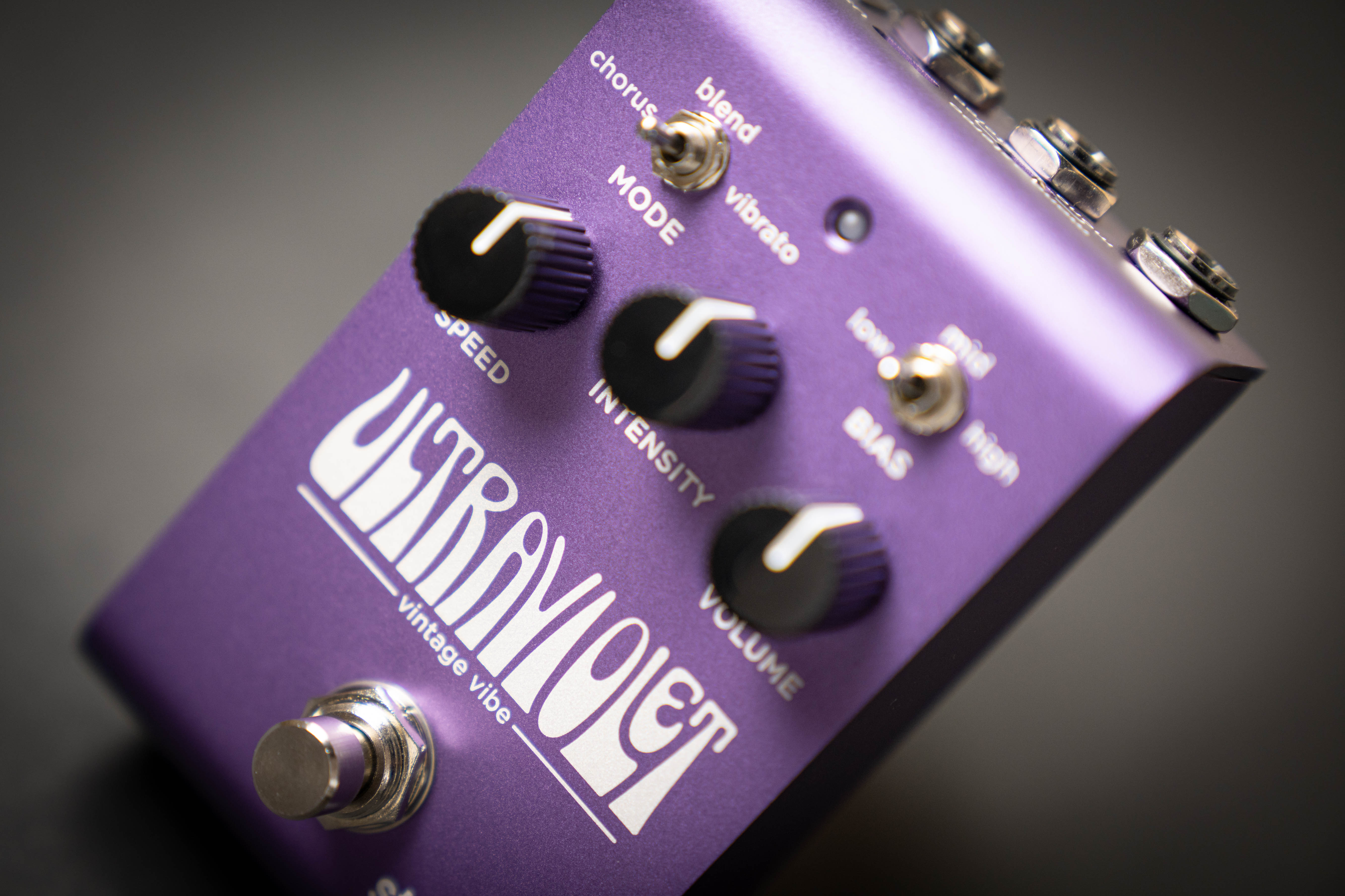 Strymon UltraViolet Vintage Vibe – Guitars Rebellion