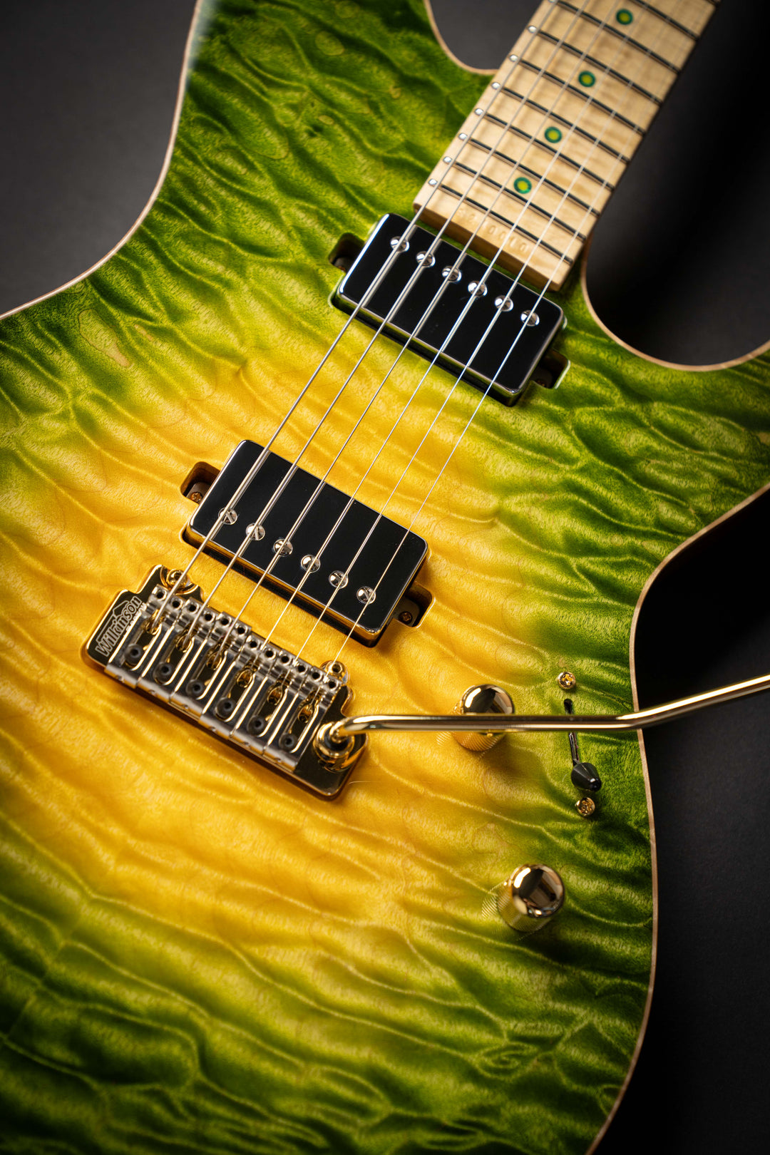 DS496E 6AQM Sour Green Lemon Burst (S240010)