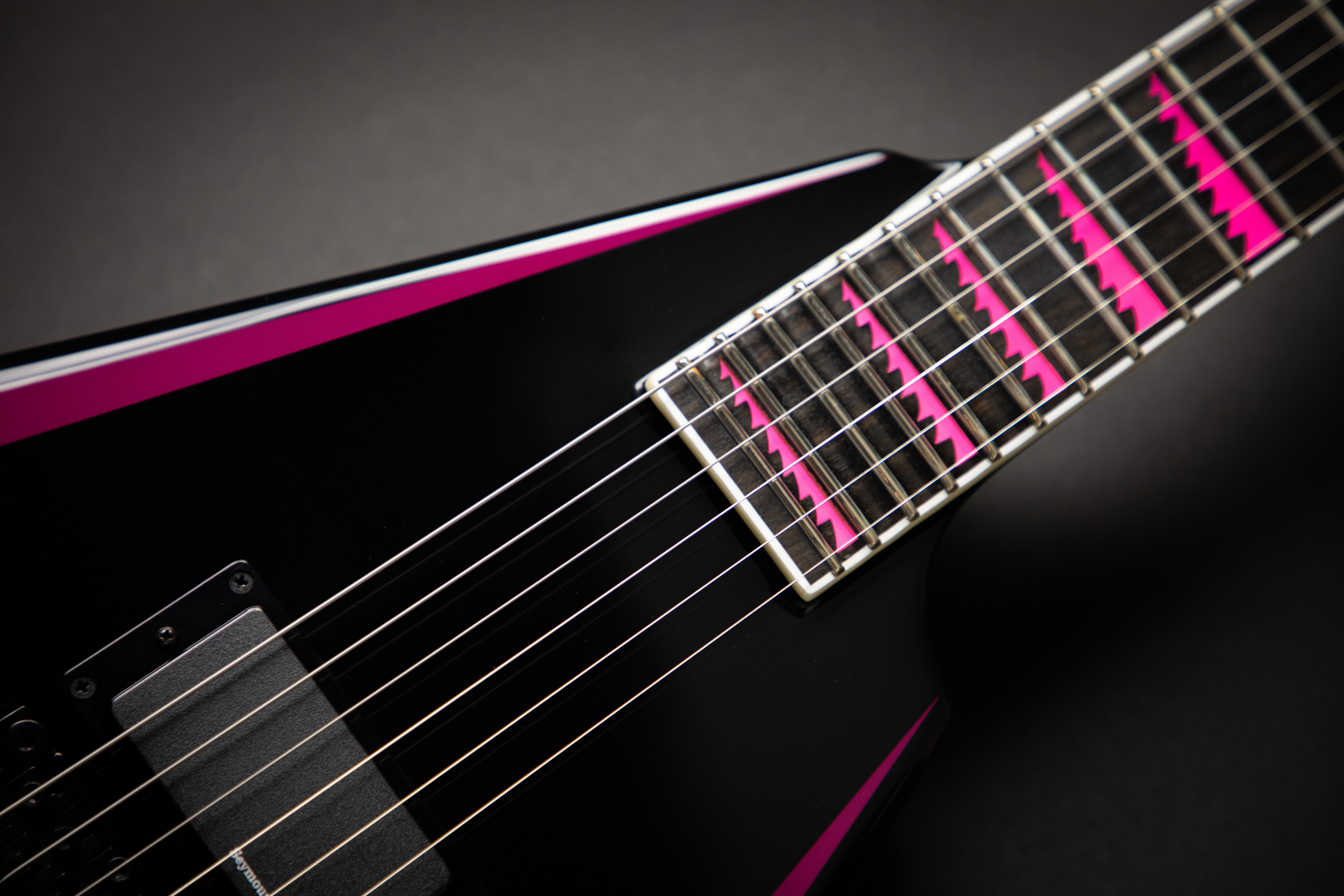 Edwards E-AL-166 Pink Sawtooth (ED2116494) – Guitars Rebellion