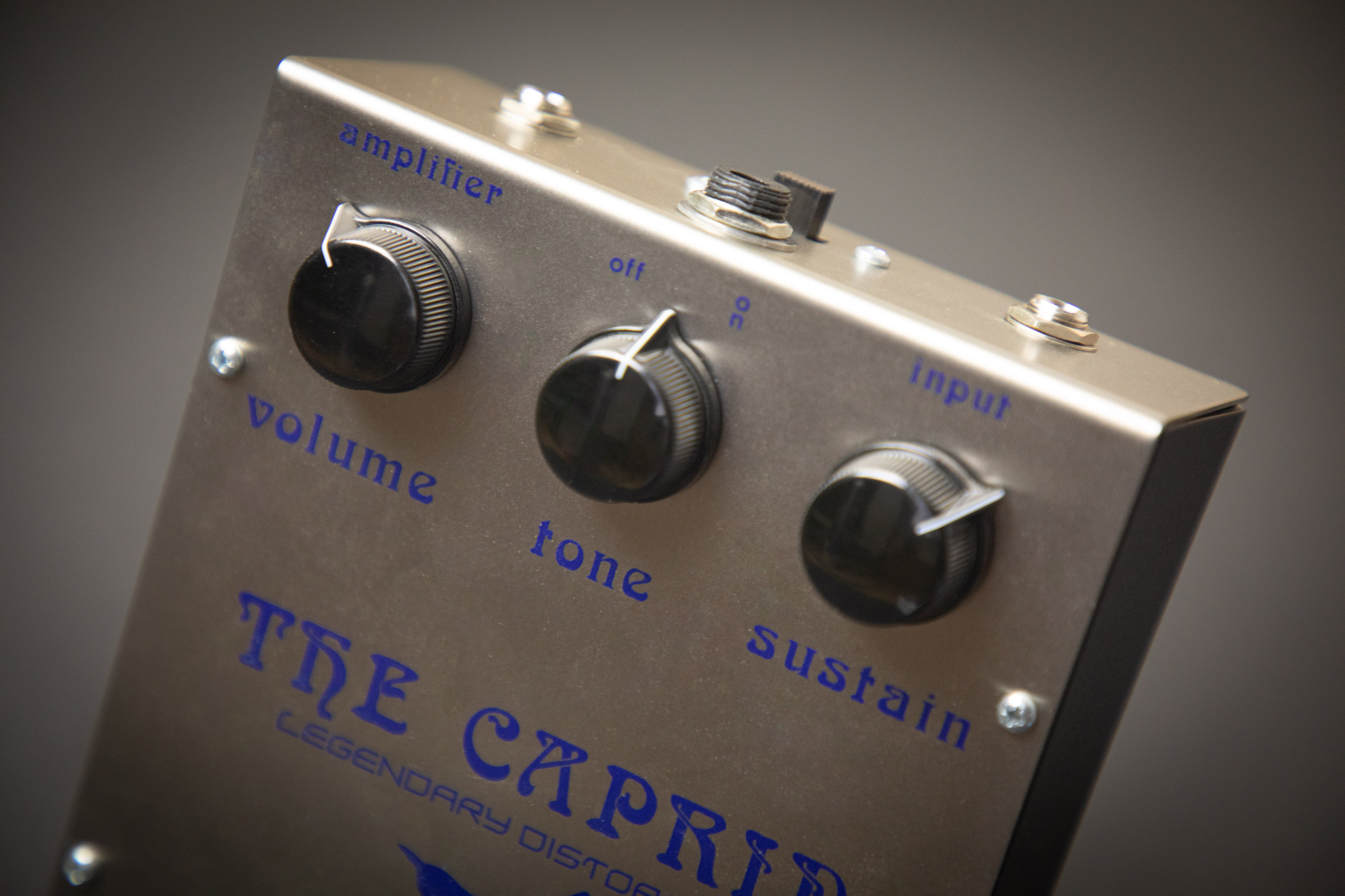 Wren and Cuff Blue-Violet Caprid OG – Guitars Rebellion